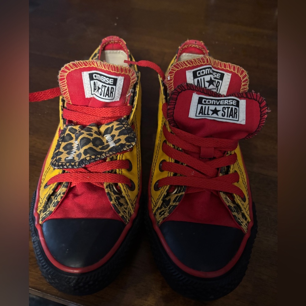Converse All Star Red and Yellow Leopard Sneakers Woman’s 8.5